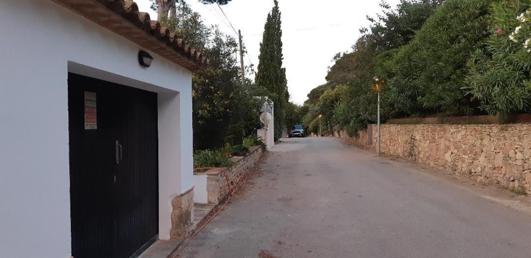 ESTUDIO vistas al mar TAMARIU y bosques de BEGUR Exterior foto