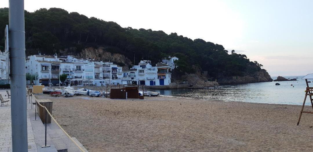 ESTUDIO vistas al mar TAMARIU y bosques de BEGUR Exterior foto